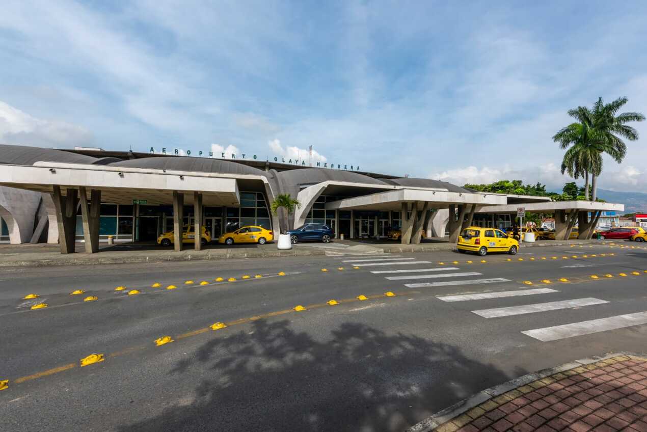 Referencia aeropuerto Olaya Herrera de Medellín.