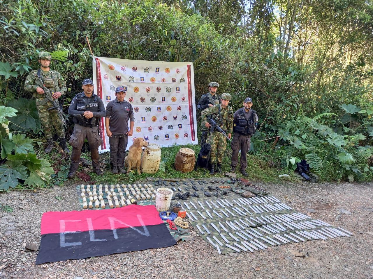 Con el material, dijo el Ejército, se podría fabricar otras 270 minas antipersona.