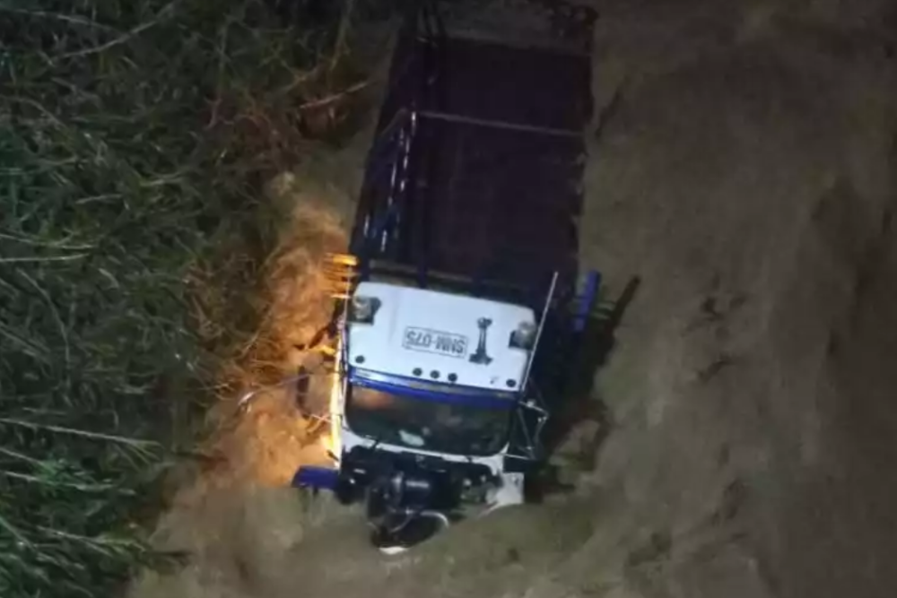 Estas dos personas fueron rescatadas con vida.