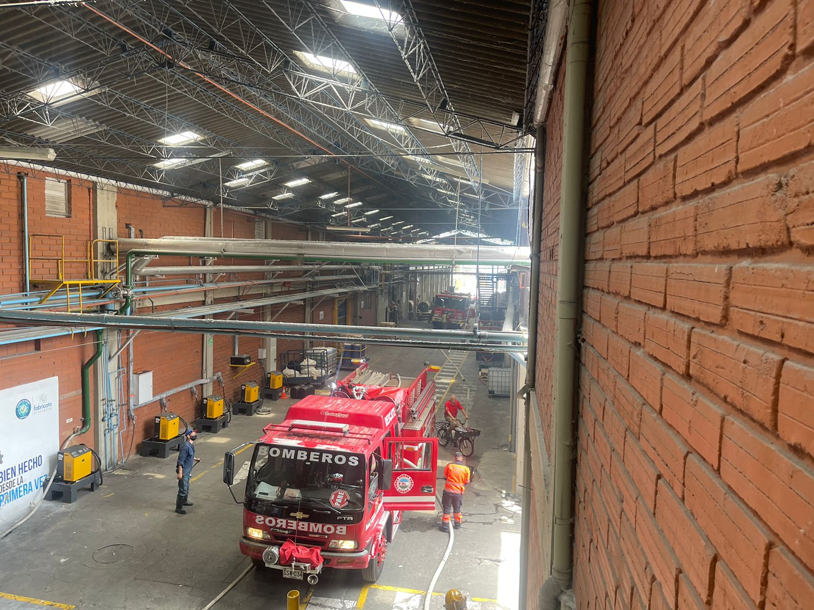¡Susto! Se presentó incendio en Fabricato en Bello