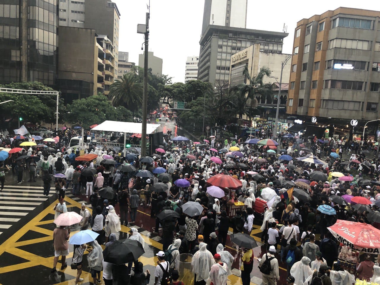 Aguacero en Medellín: inundaciones y afectaciones en cuatro comunas
