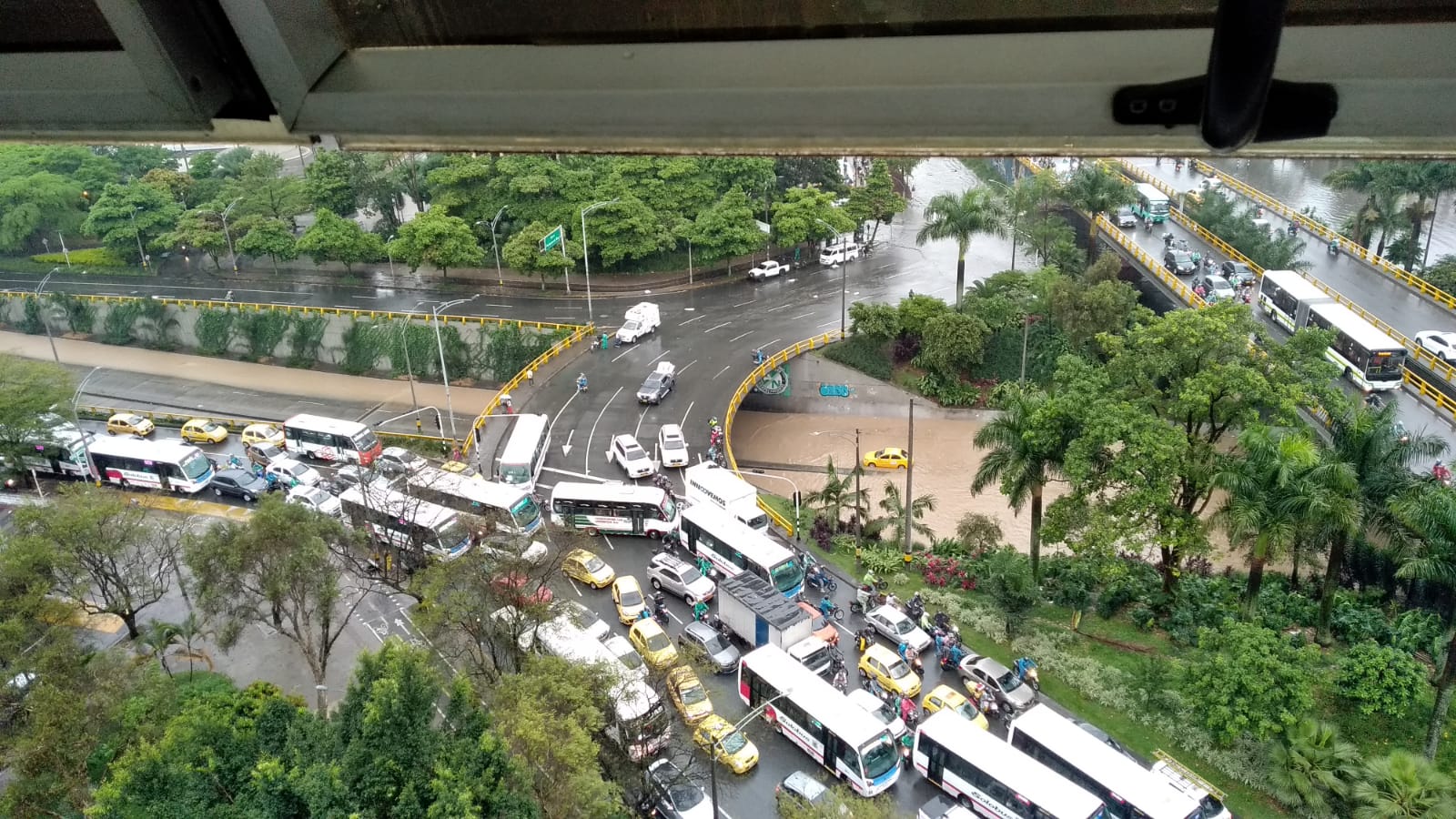 Aguacero en Medellín: inundaciones y afectaciones en cuatro comunas