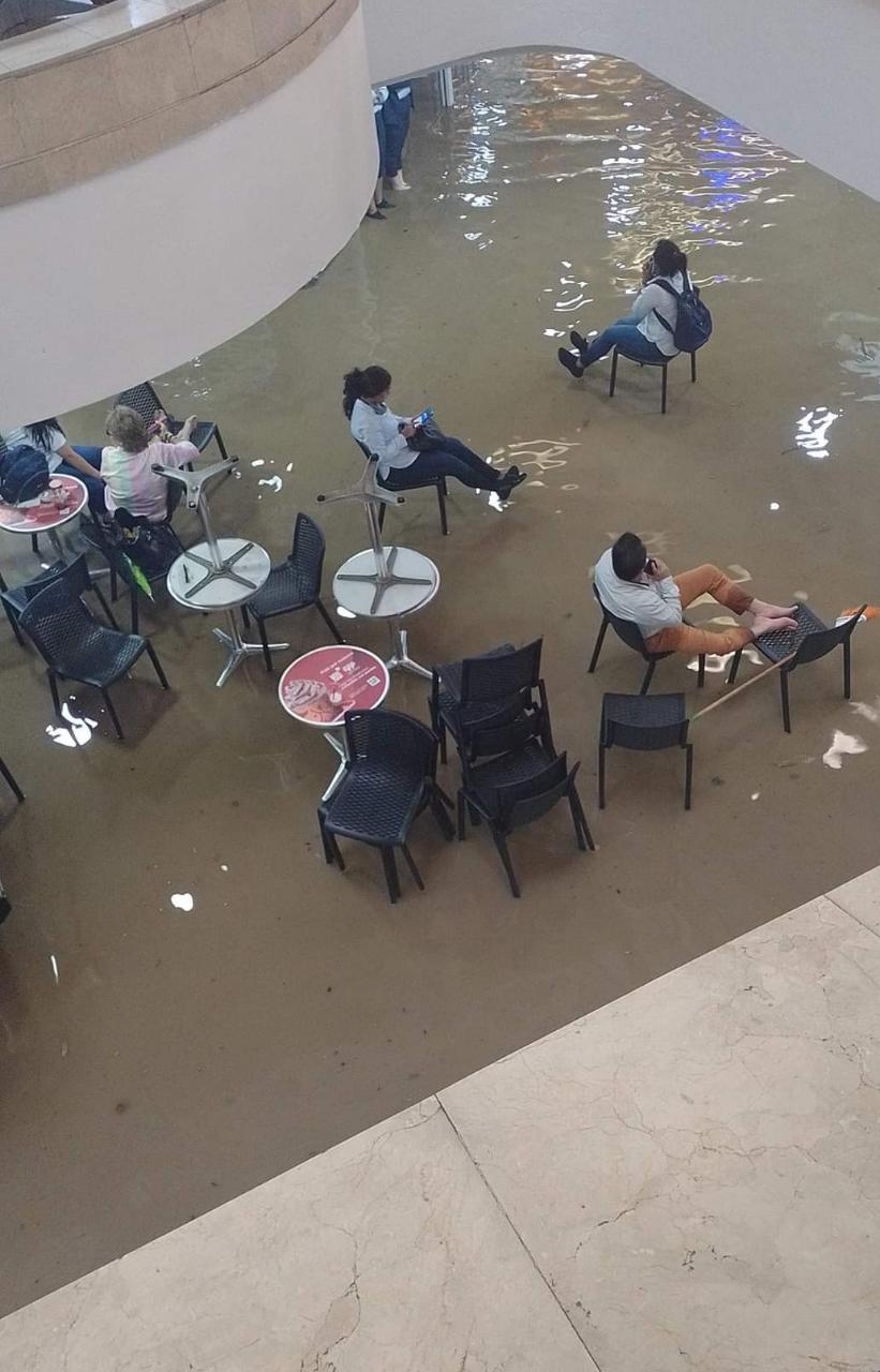 Aguacero en Medellín: inundaciones y afectaciones en cuatro comunas