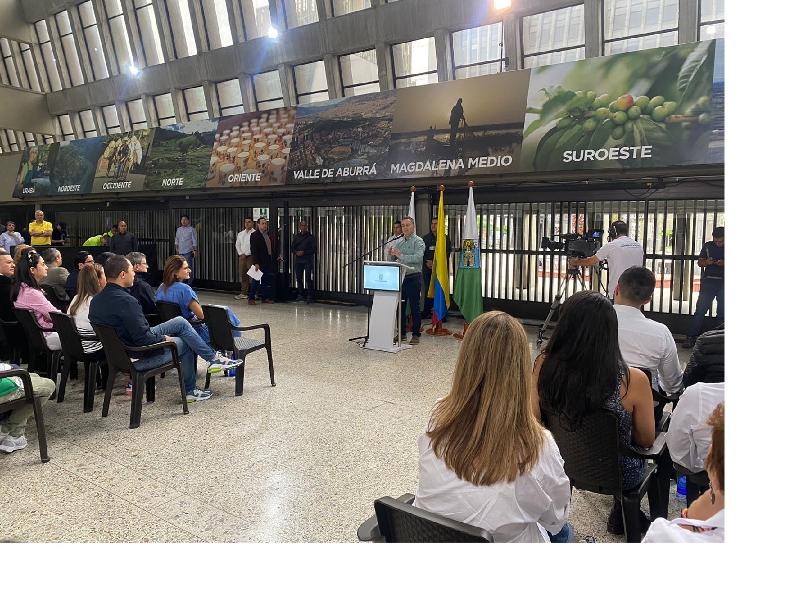 Gobernador de Antioquia instaló jornada electoral de este 29 de mayo.