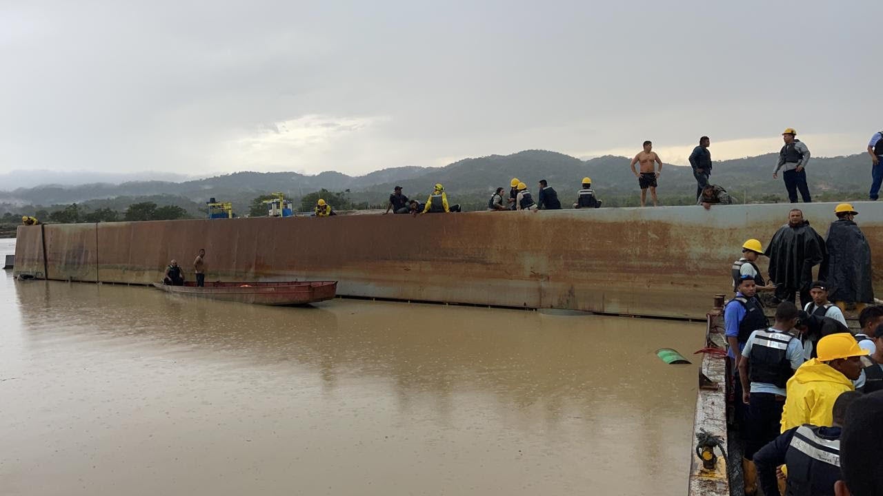 Accidente de una draga en El Bagre, Antioquia.