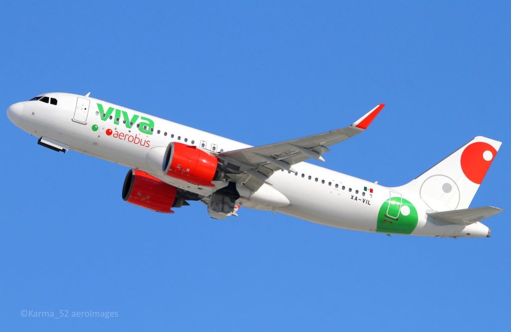 Decenas de viajeros afectados por cierre de la aerolínea Viva Aerobus en aeropuerto de Rionegro