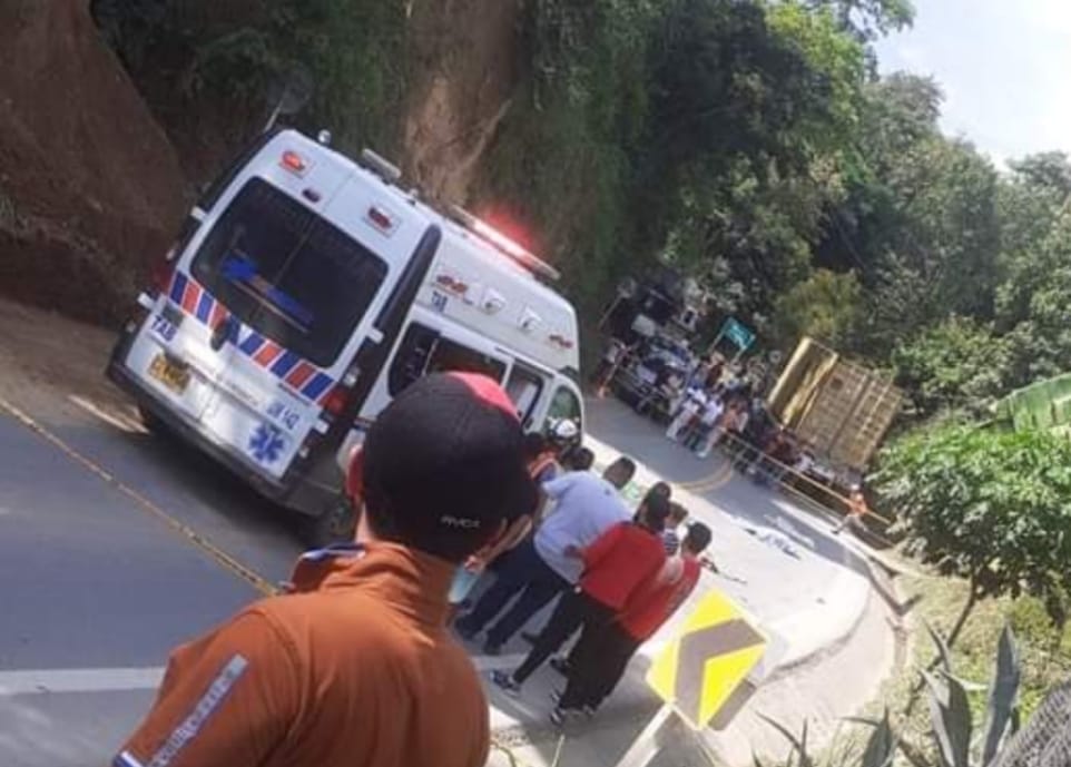 Por imprudencia de peatón ocurrió un siniestro que dejó a dos personas muertas en Marinilla