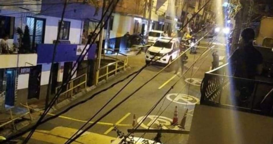 Lanzaron una granada contra el CAI de Villatina en Medellín