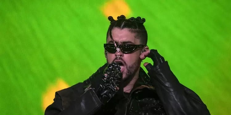 Bad Bunny se besó con una colombiana ¿De quién se trata?