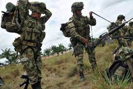 Referencia de Militares