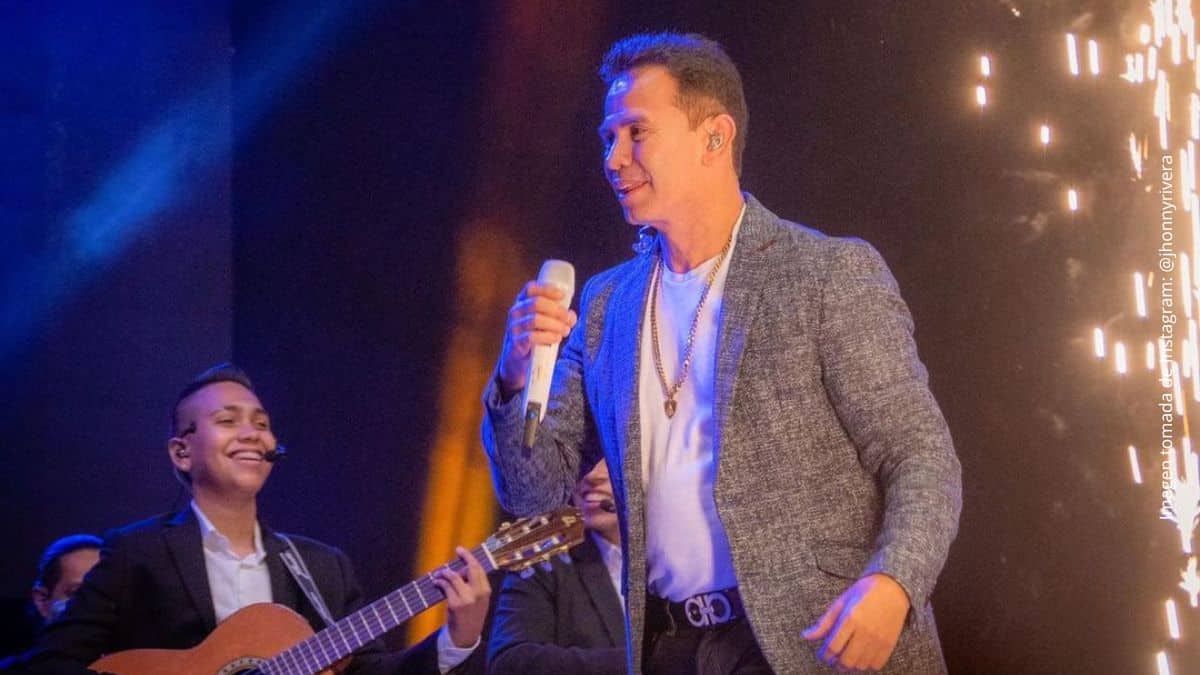 Jhonny Rivera contó por qué está soltero: ¿le suena el gallo muy tempano?