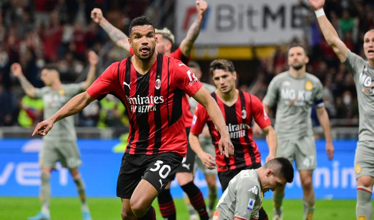 AC Milán: La decisión que tomó con su entrenador tras salir campeón de Serie A