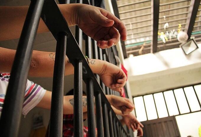 Batalla campal en la estación de policía de Itagüí dejó 5 personas heridas