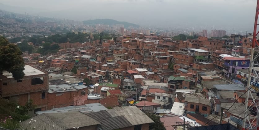 Una mujer fue asesinada en su casa en la comuna 13 de Medellín
