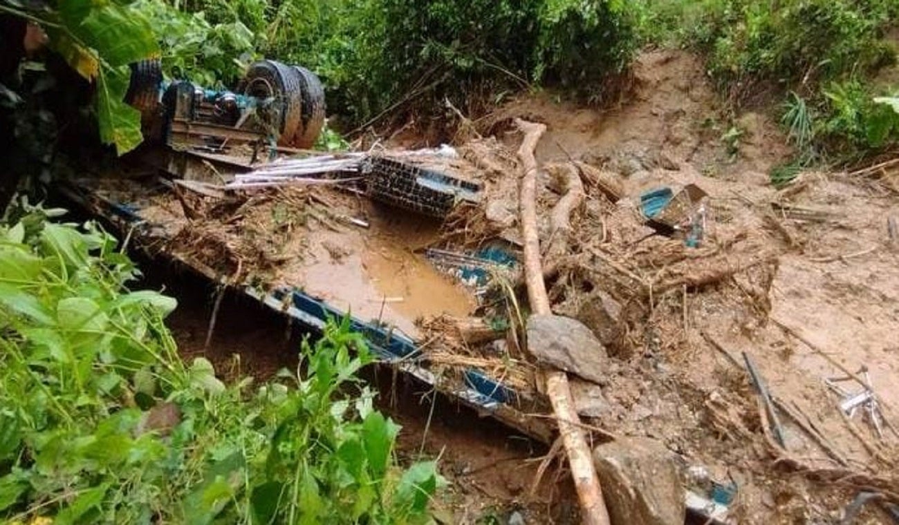 Conductor de 58 años falleció tras deslizamiento en la vía Medellín-Costa Atlántica a la altura del municipio Tarazá