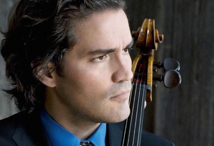 El chelista estadounidense Zuill Bailey se presenta en el Teatro Mayor