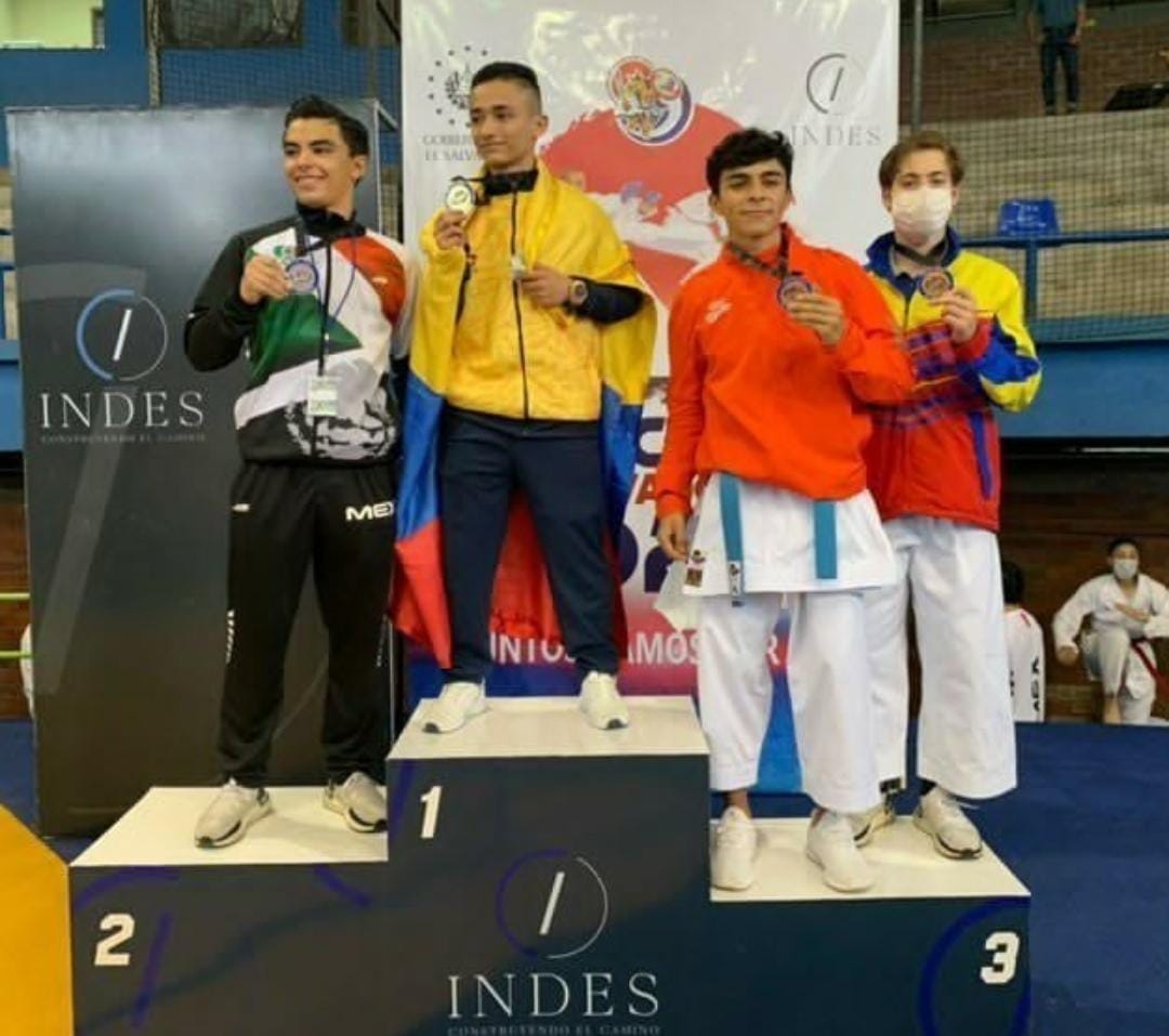 Campeón panamericano de karate de Medellín no tiene plata para el Mundial
