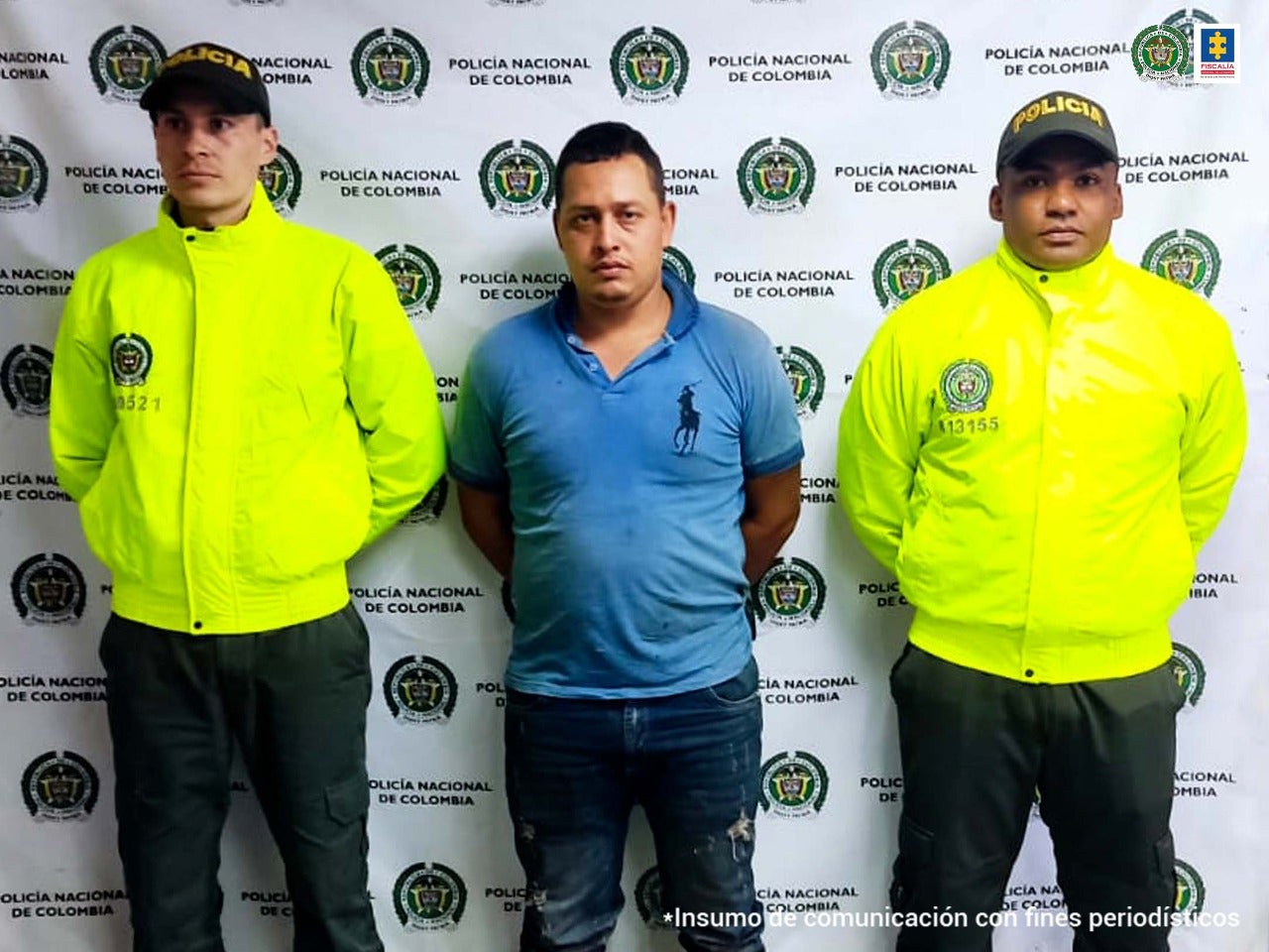 En este mismo hecho criminal dos uniformados resultaron lesionados.