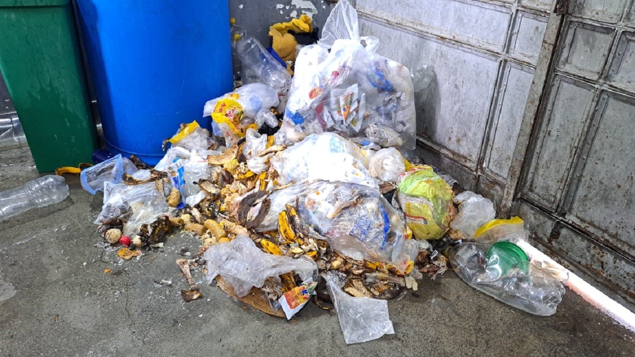 Estación de Policía en Medellín se inundó tras fuertes lluvias