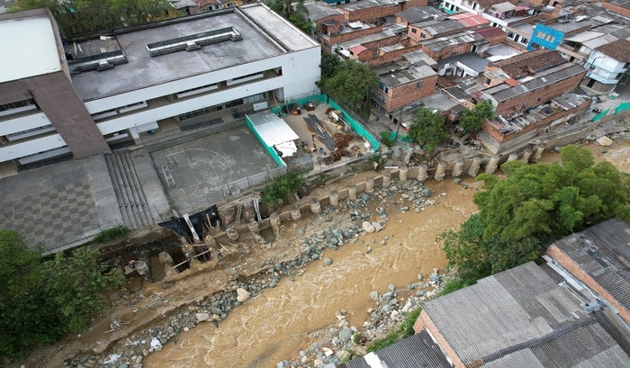 Obras de mitigación en Itagüí