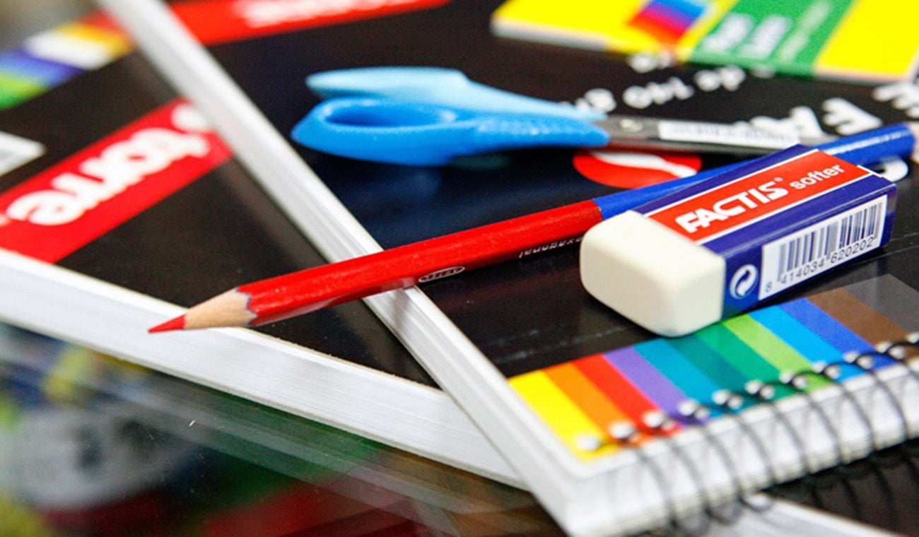 Útiles escolares en zona rural de Ibagué