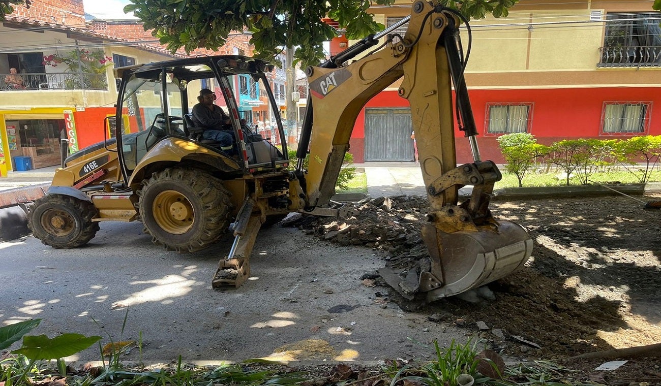 Pavimentación de vías en Barbosa