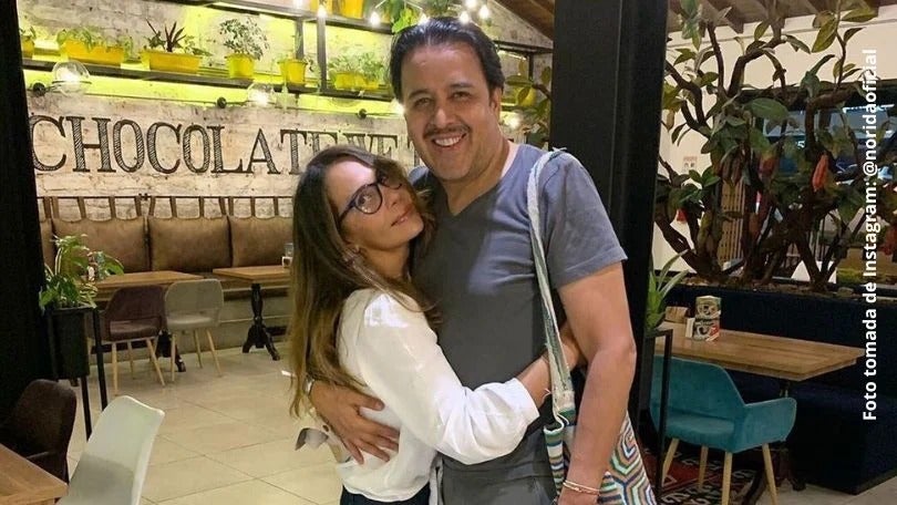 Esposa de 'Toto' Vega lo recordó tras dos meses de su muerte: " se detuvo tu corazón y también mi vida"