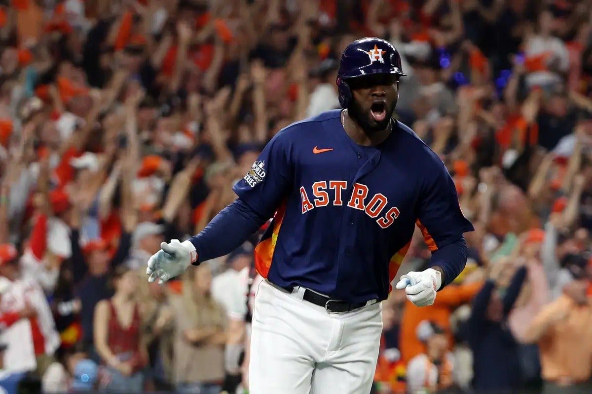 Un jonrón de Yordan Alvarez le dio el título de la Serie Mundial a los Astros de Houston