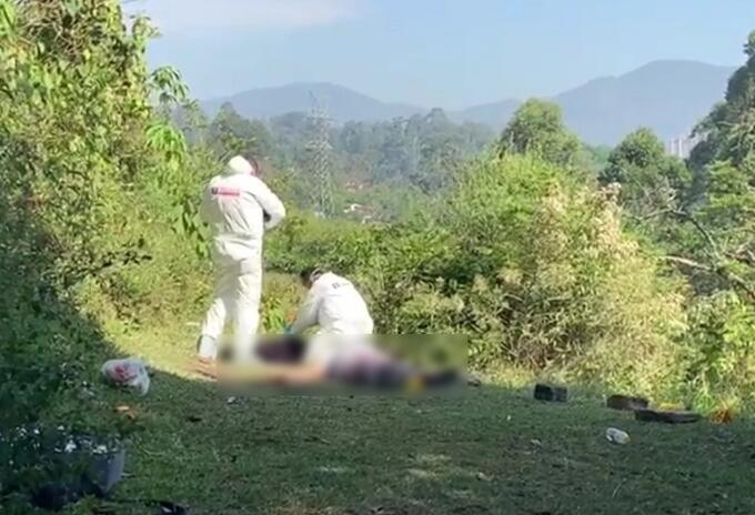 Las víctimas presentaban lesiones generadas con armas de fuego.