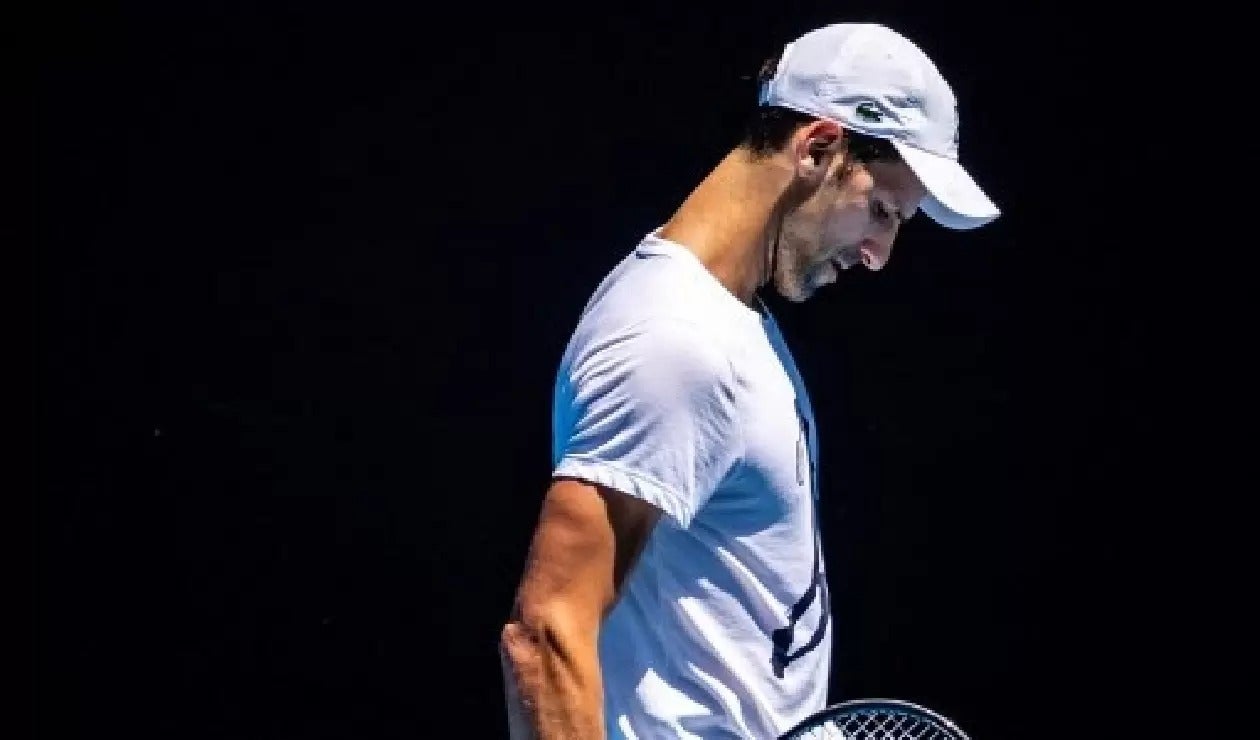 Una polémica en el Abierto de Australia salpica a Djokovic previo a su duelo de semifinales