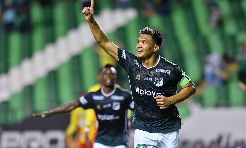 Junior y Santa Fe le hacen el quite al fichaje de Teófilo en el FPC