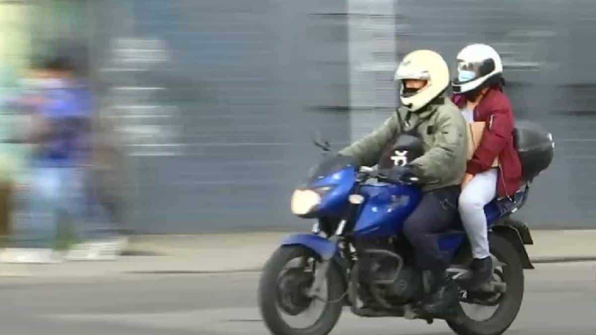 Las víctimas y los victimarios se movilizaban en una motocicleta.