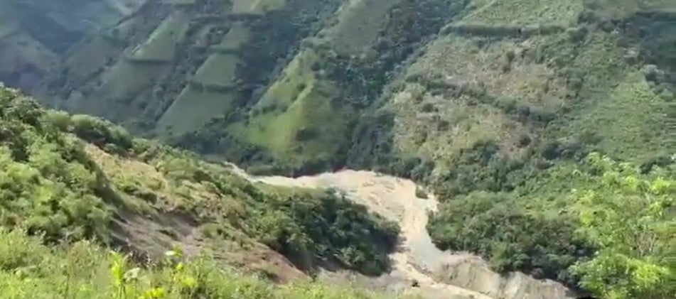 Represamiento del río Posó que desemboca en el Cauca.