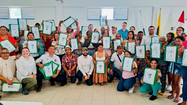 La Agencia Nacional de Tierras entregó 78 hectáreas Cáceres, Antioquia