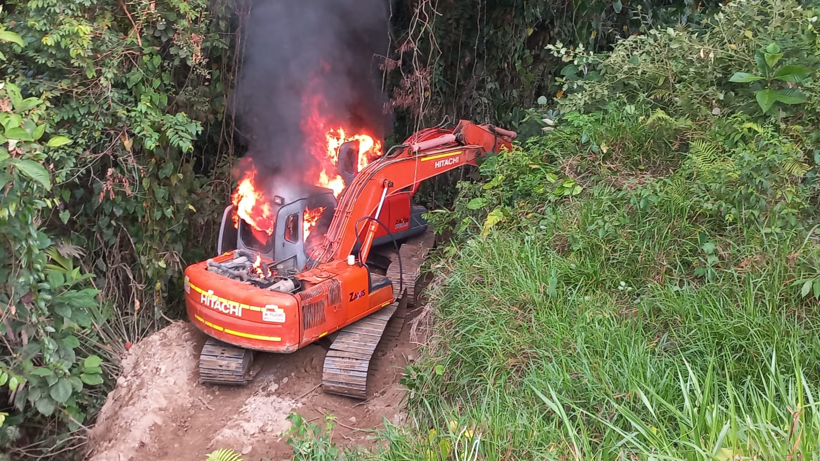 Destruyeron maquinaria con la que se extraía de manera ilegal 9000 gramos mensuales de oro en San Carlos, Antioquia