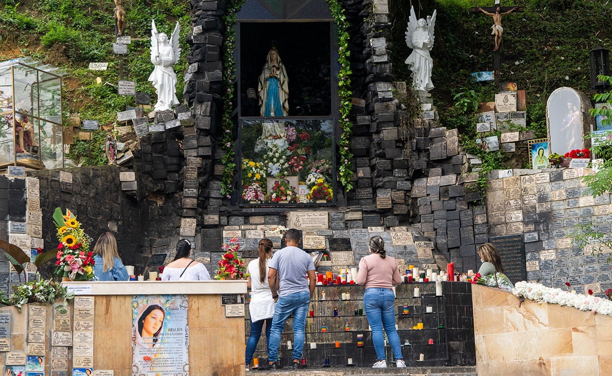 Virgen de la Aguacatala: la historia detrás del santuario que le tienen en El Poblado, en Medellín ¡Le piden milagros!