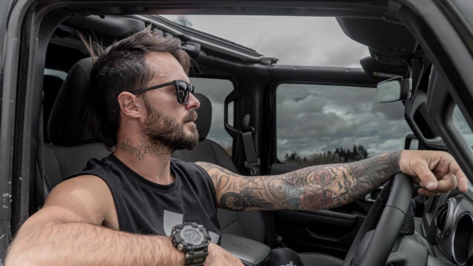 Tatán Mejía, presentador de Survivor se mamó de las renuncias y lanzó indirectazos a exparticipantes