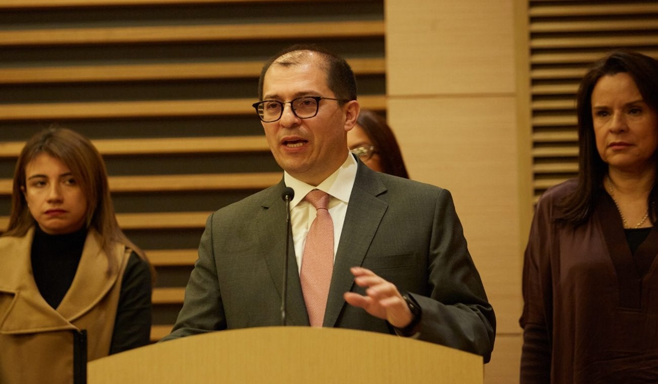 Fiscal Barbosa suspendió 19 órdenes de captura de disidentes tras petición de Petro