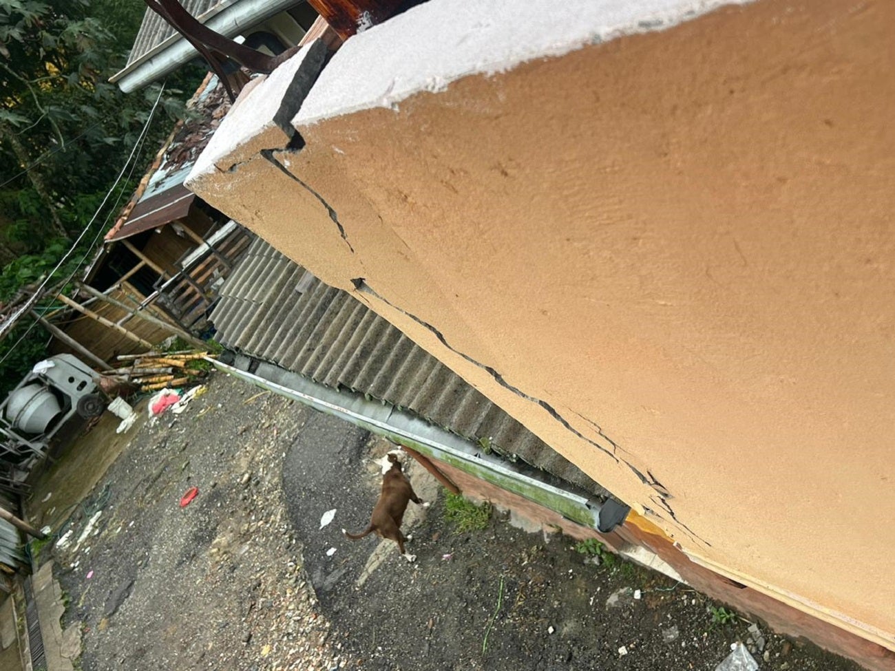 Grietas en Cocorná, Antioquia