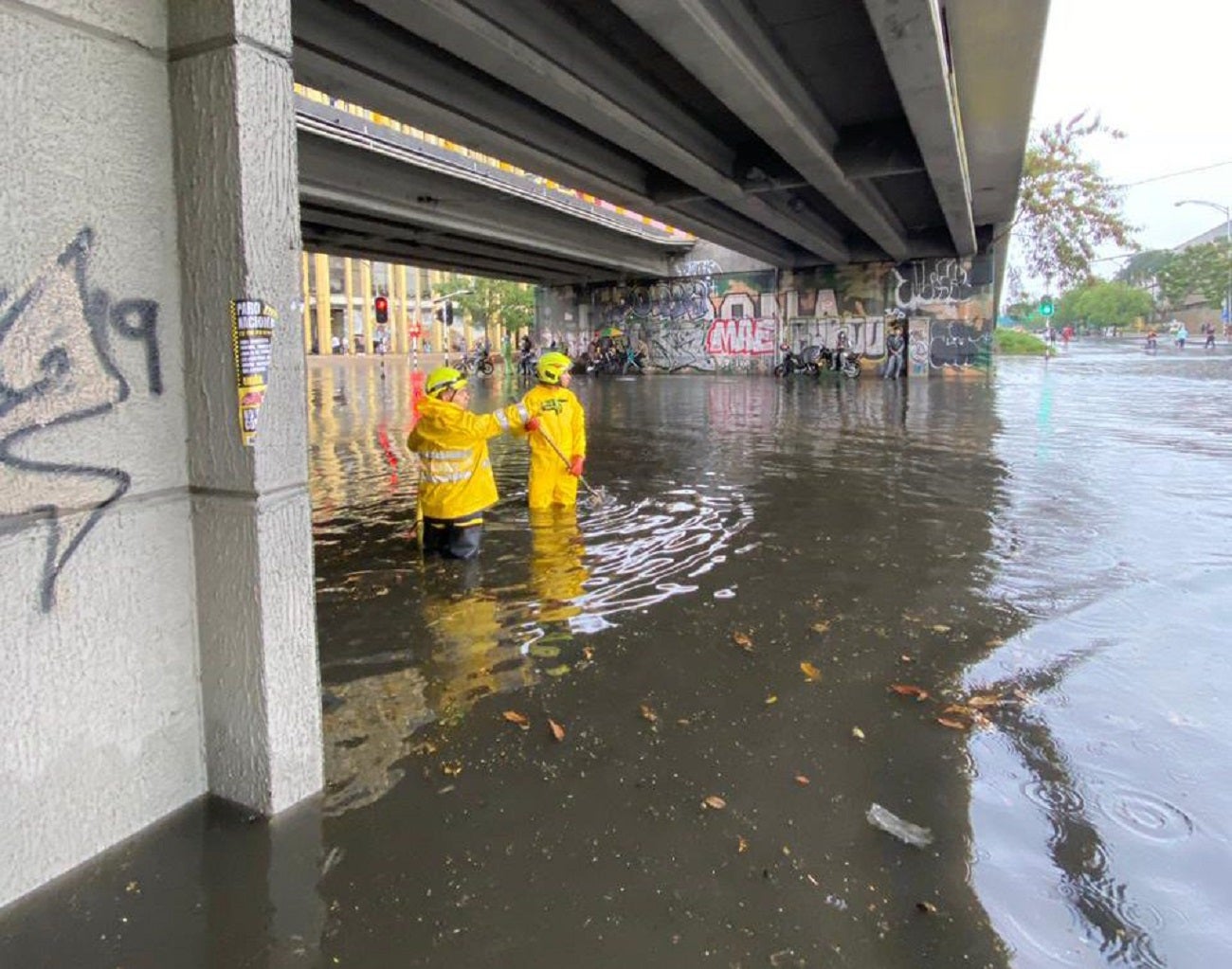 Inundaciones en el deprimido de San Juan en Medellín