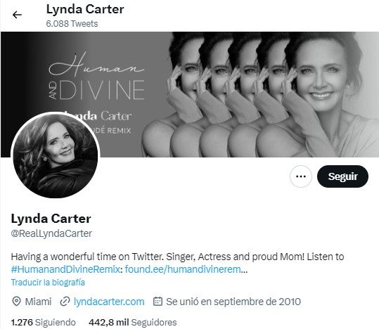 Twitter de Lynda Carter