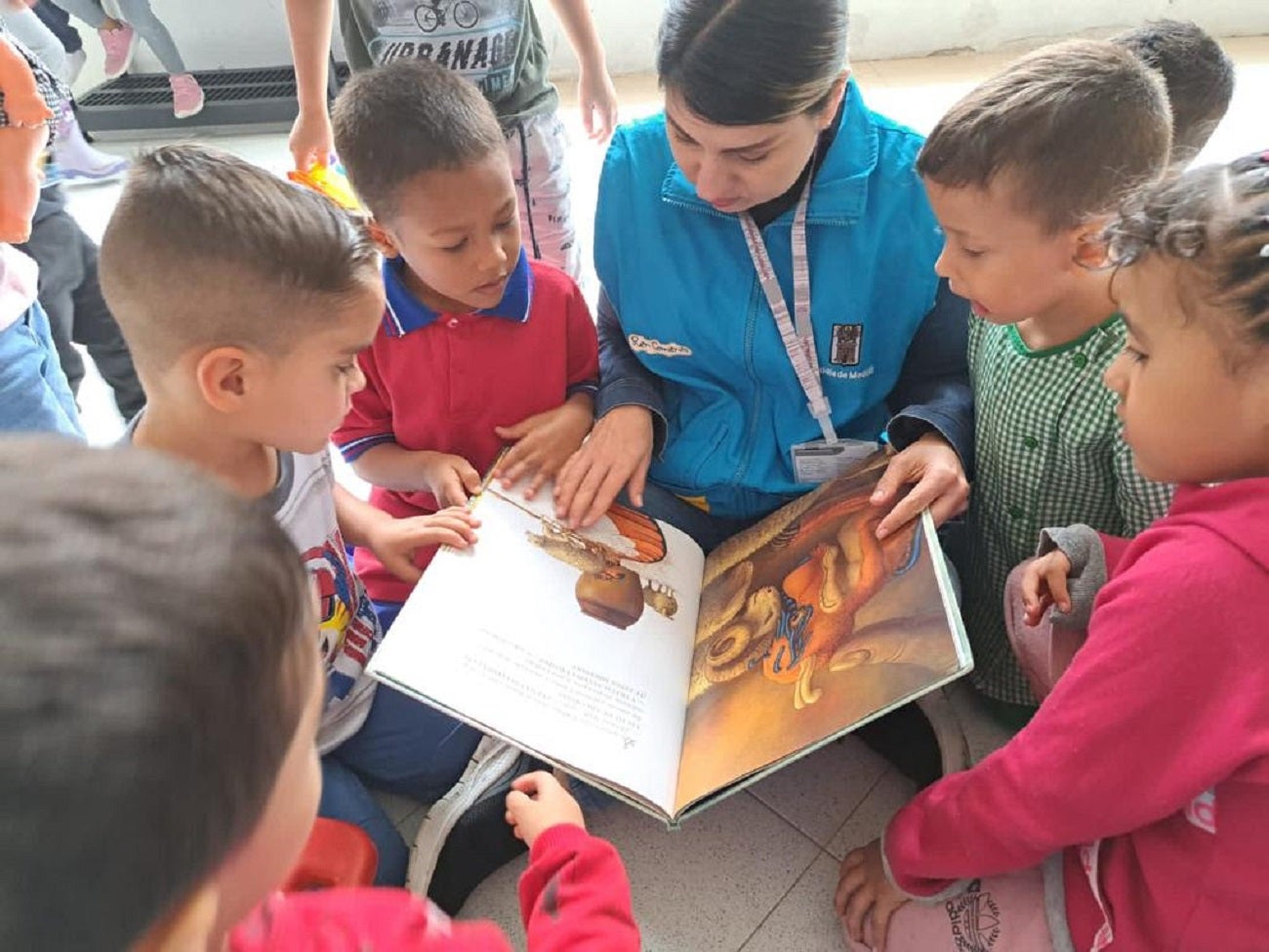 Niños y niñas de Buen Comienzo