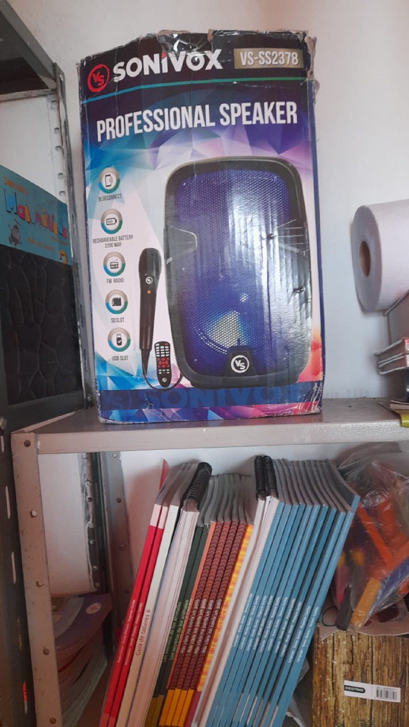 Robo en escuela de Barbosa