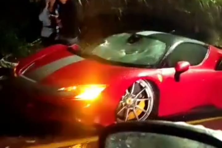 Accidente de tránsito en la via Medellín - Bogotá