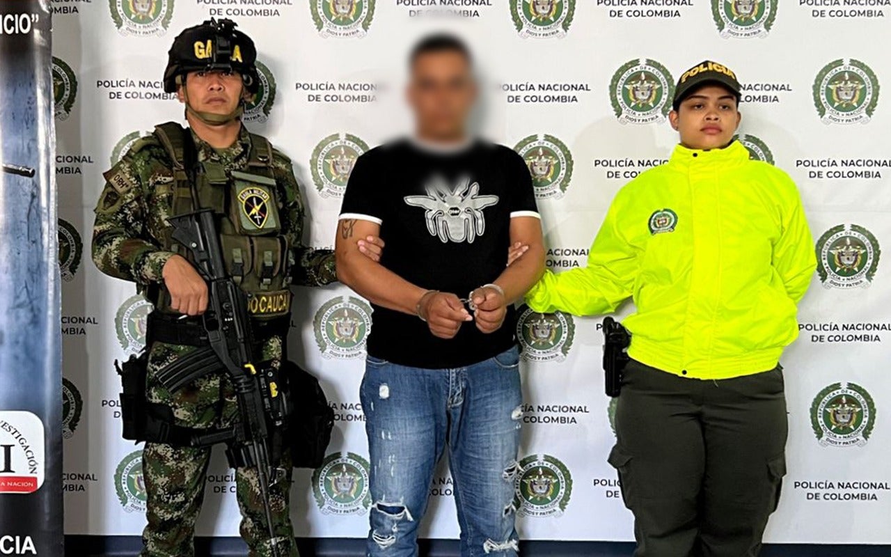 [FOTOS] Capturaron a 20 sujetos y abatieron a uno integrantes de las Autodefensas Gaitanistas en Antioquia