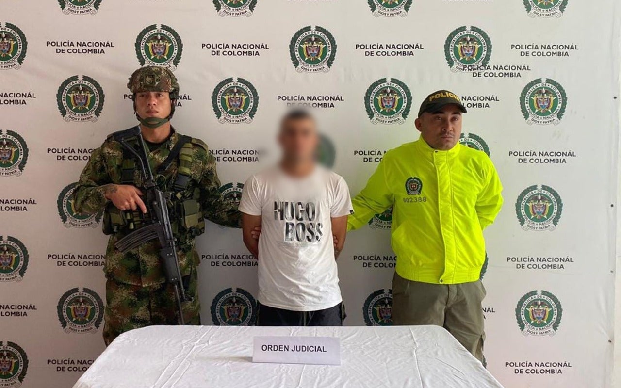 [FOTOS] Capturaron a 20 sujetos y abatieron a uno integrantes de las Autodefensas Gaitanistas en Antioquia