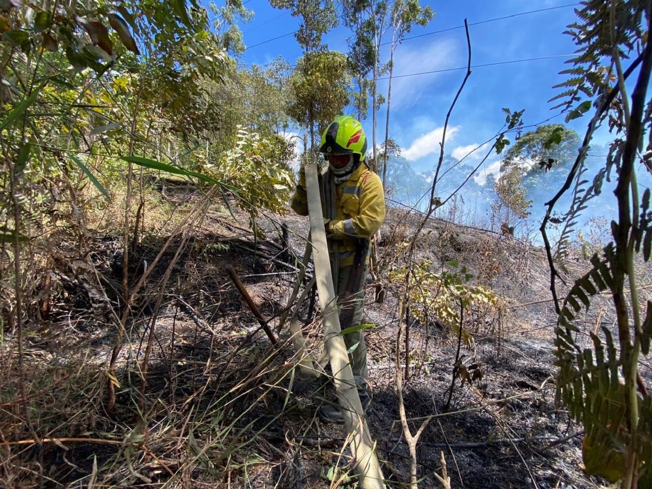 Incendio forestal en Santa Elena, Medellín