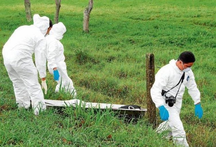 Macabra historia: Metida en un tanque de agua hallaron el cadáver de una mujer en Ebéjico, Antioquia