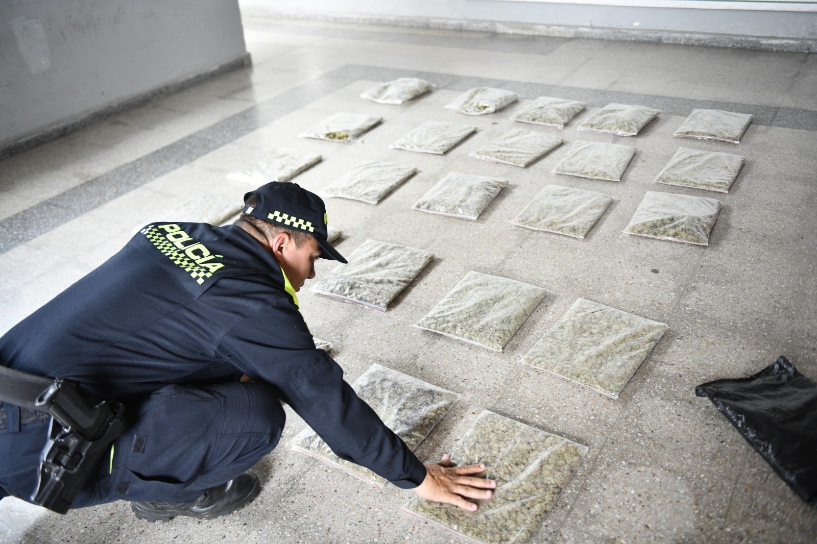 “Guaca” de marihuana fue hallada en terminales de transporte de Medellín