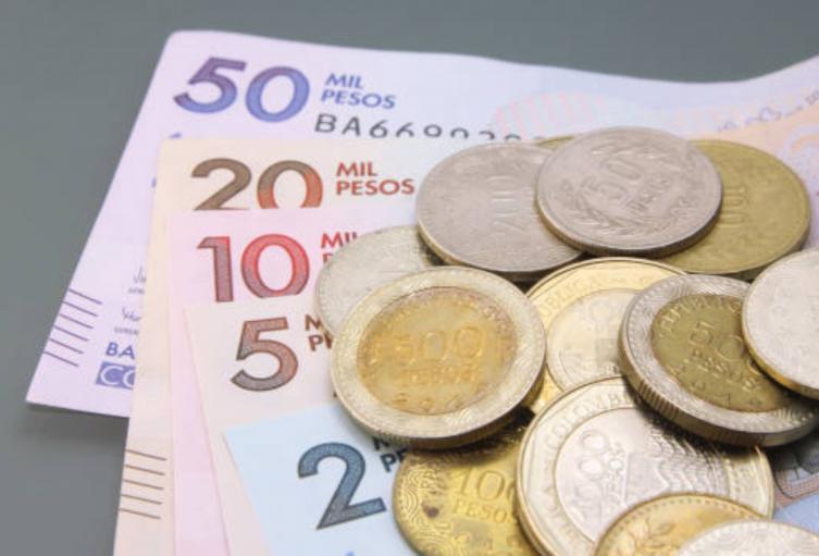 dinero colombiano